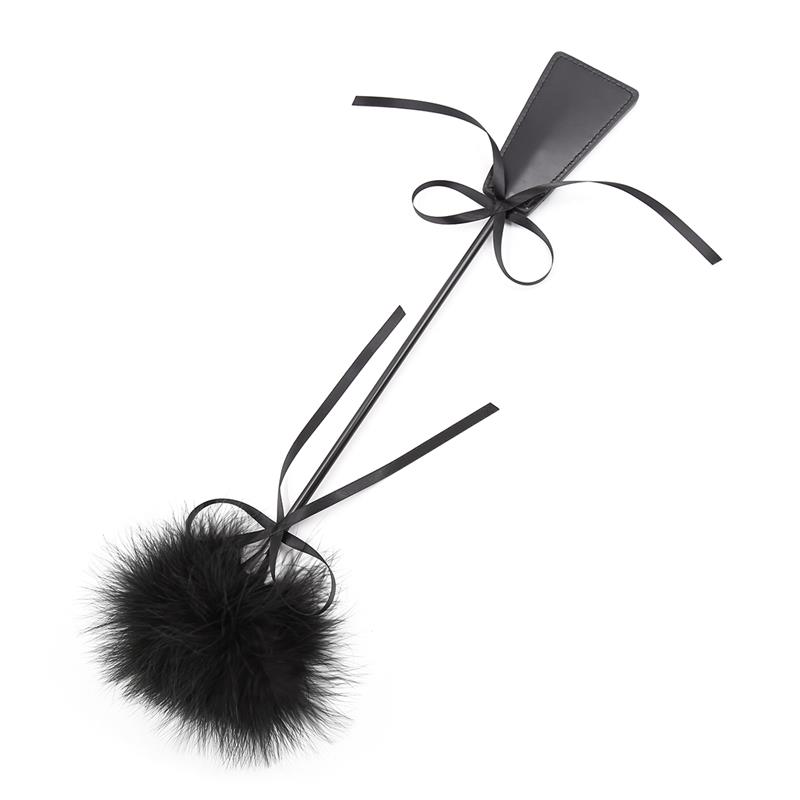 feather tickler and paddle 49 cm black 2